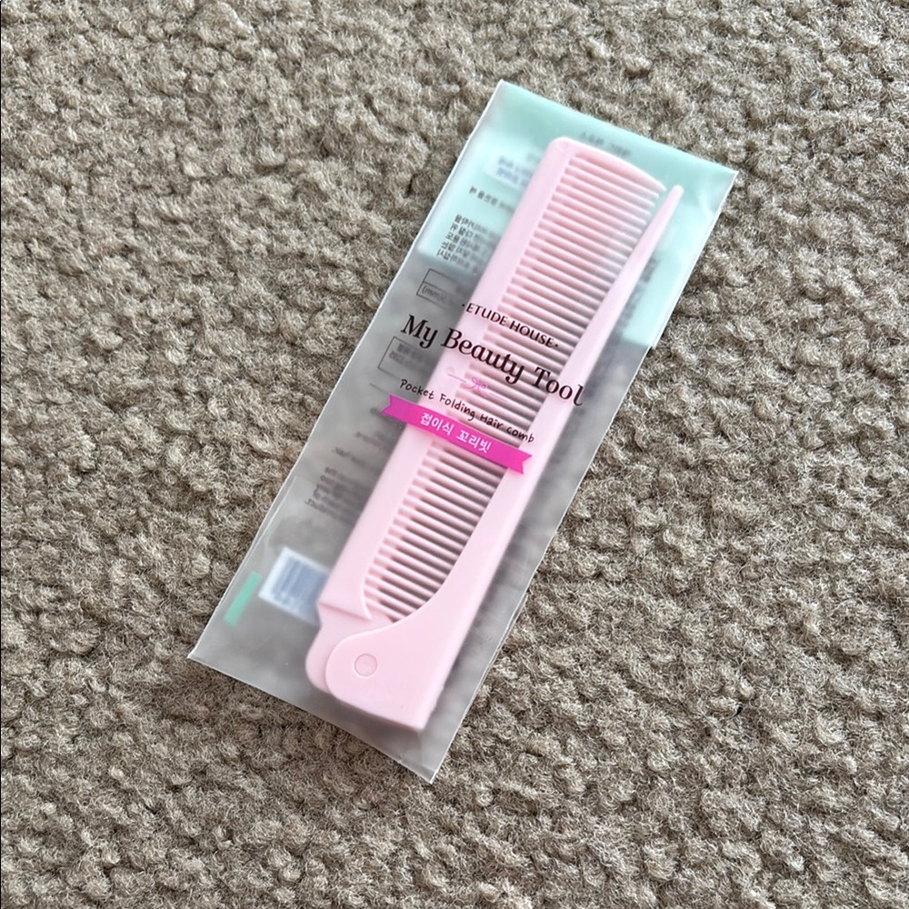 Etude House Pink Hair Comb